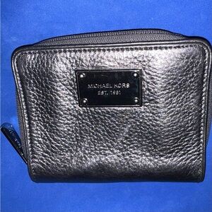 Michael Kors metallic silver wallet